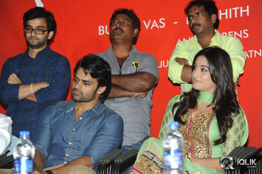 Pilla-Nuvvu-Leni-Jeevitham-Movie-Logo-Launch